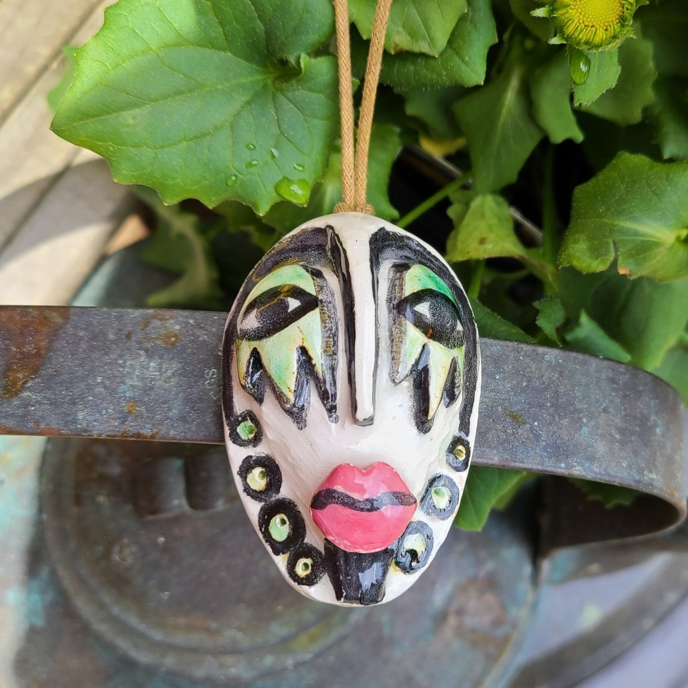Mini Ceramic Mask Pendant - Picture 3 of 9